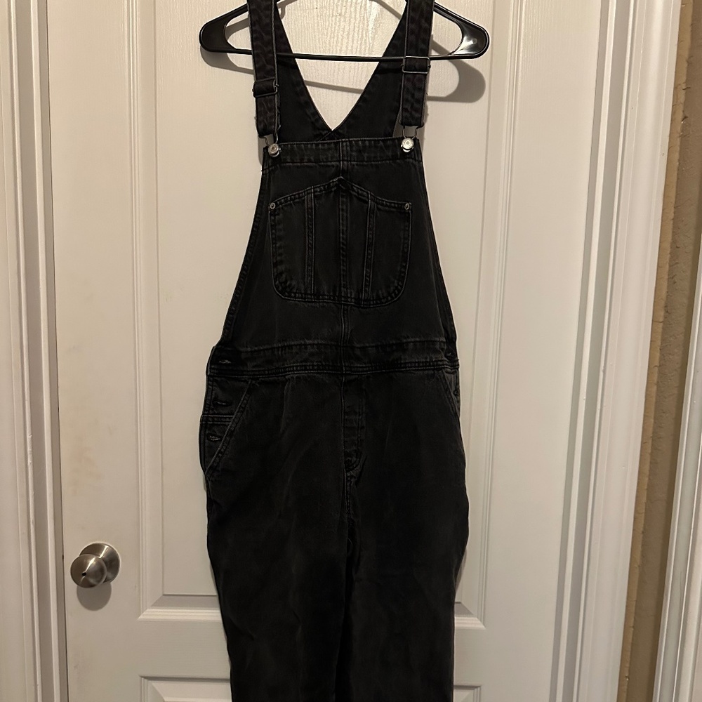 Black Old Navy Overalls